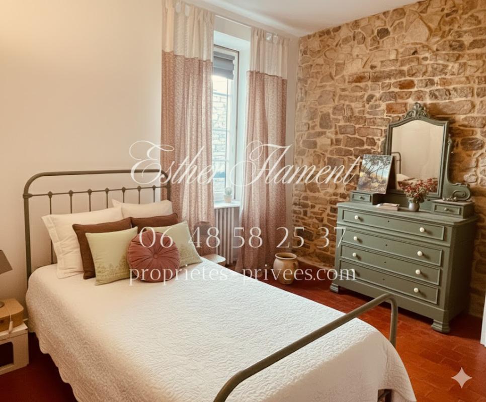 CAVEIRAC Maison en pierre de caractère 10