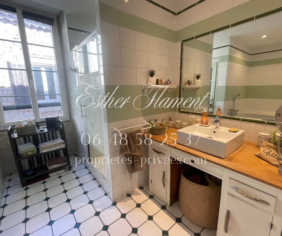 CAVEIRAC Maison en pierre de caractère 13