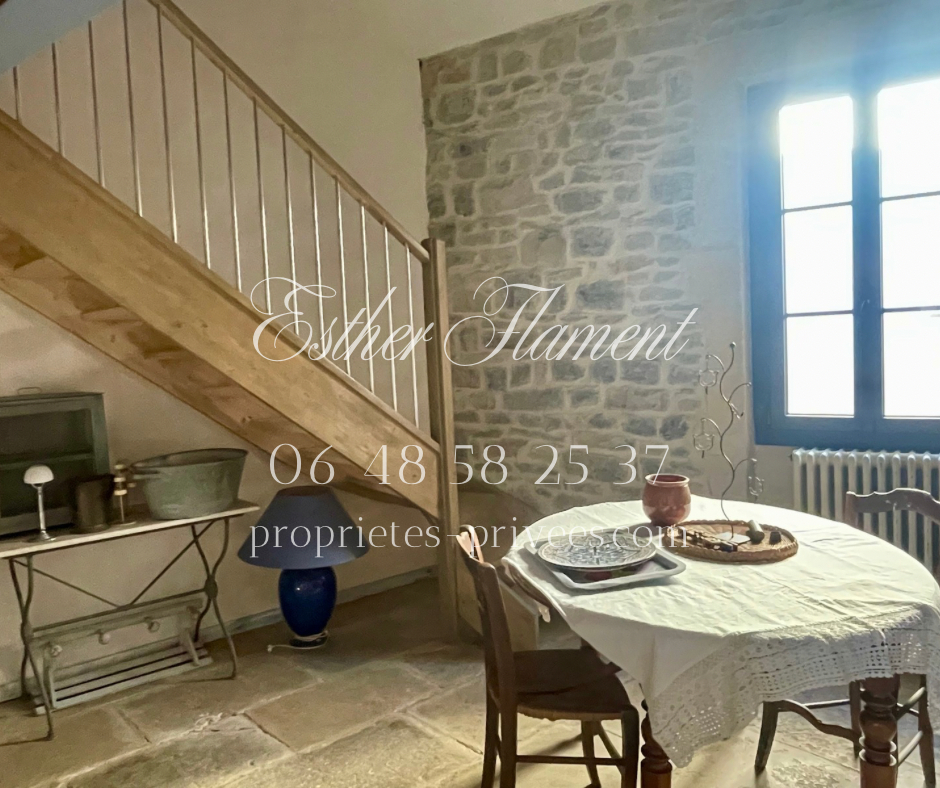 CAVEIRAC Maison en pierre de caractère 15