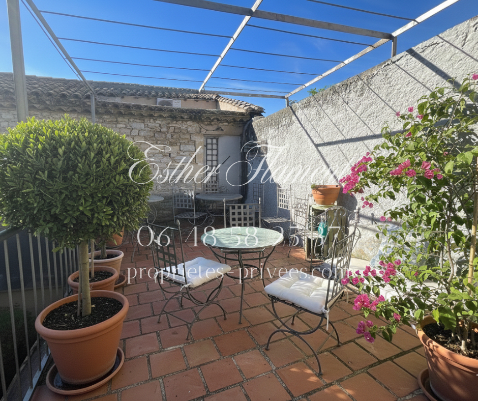 CAVEIRAC Maison en pierre de caractère 16