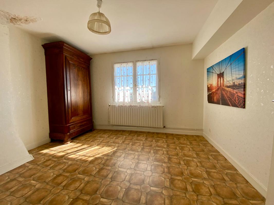 HURIGNY Maison à vendre à Hurigny - 6 pièces de 120 m2 14