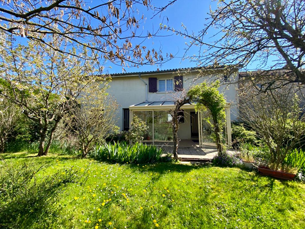 HURIGNY Maison à vendre à Hurigny - 6 pièces de 120 m2 18