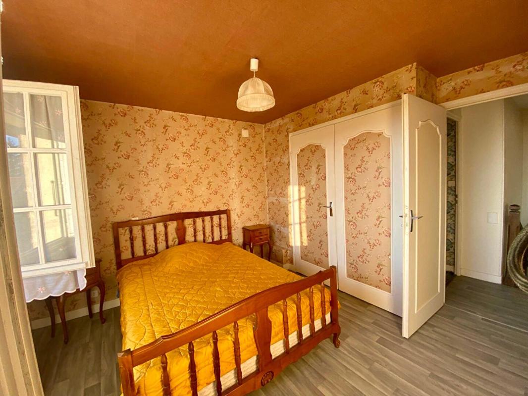 HURIGNY Maison à vendre à Hurigny - 6 pièces de 120 m2 6