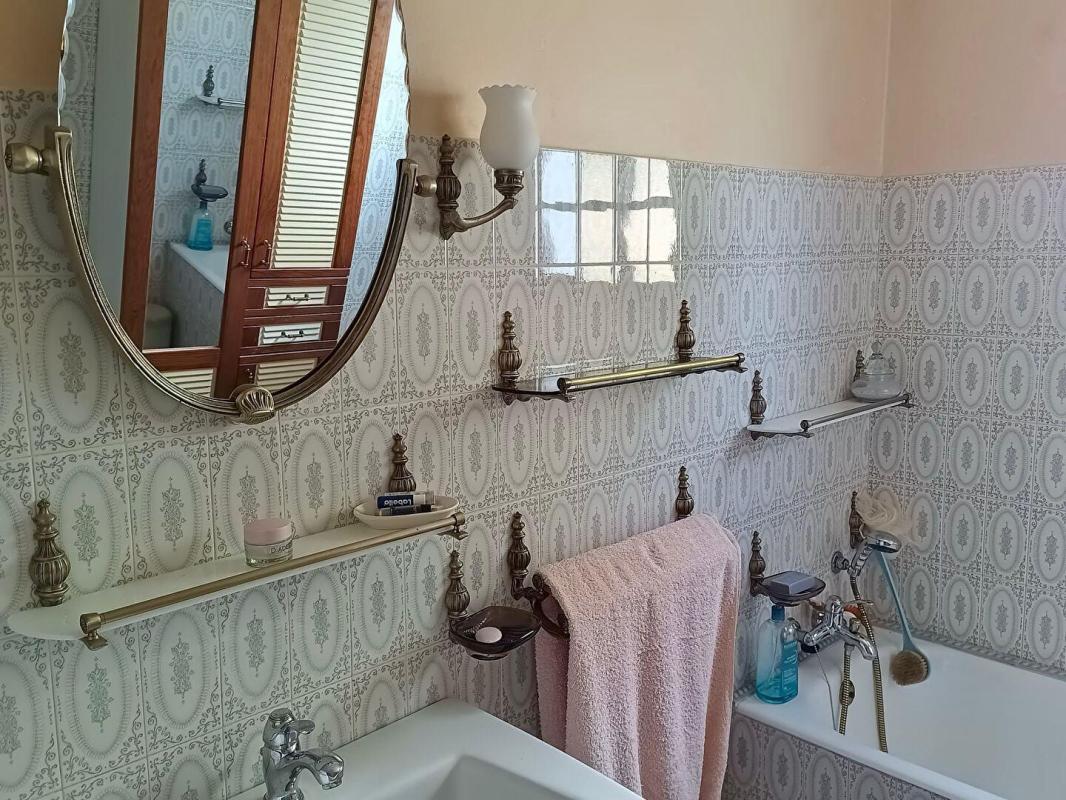 HURIGNY Maison à vendre à Hurigny - 6 pièces de 120 m2 9