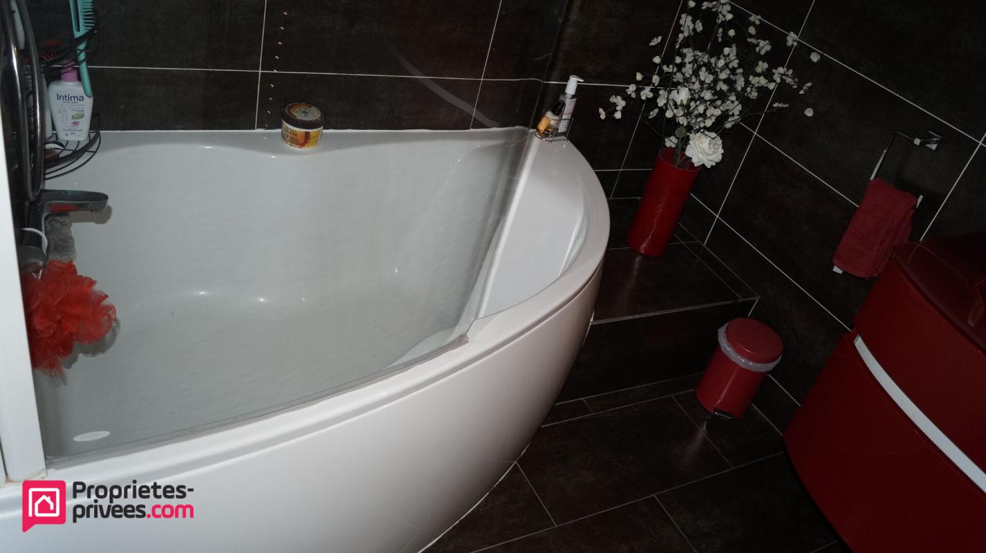 CHEVANNES Maison individuelle 7 pièces de 155m² avec jardin clos de 660m² 12