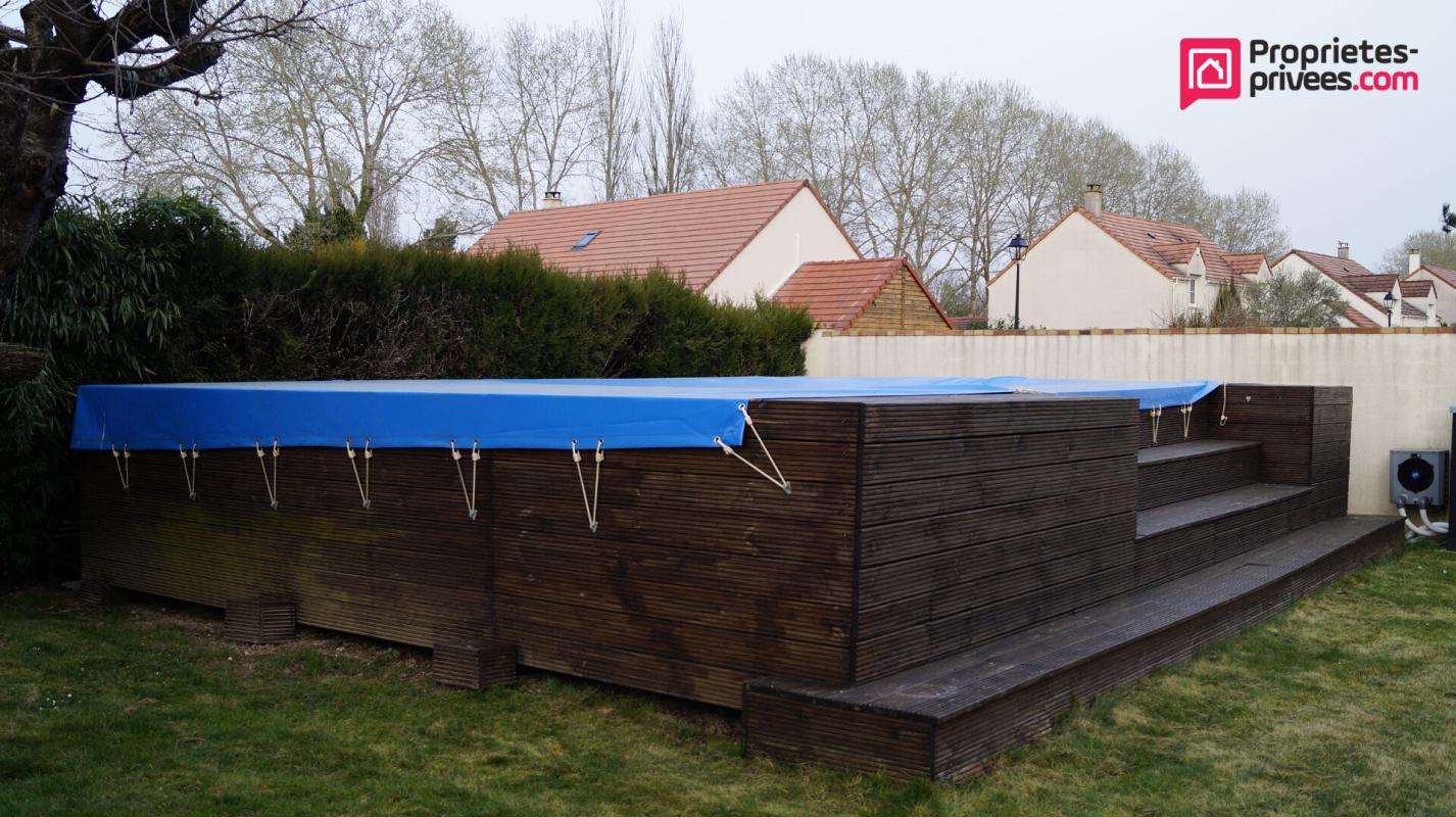 CHEVANNES Maison individuelle 7 pièces de 155m² avec jardin clos de 660m² 17