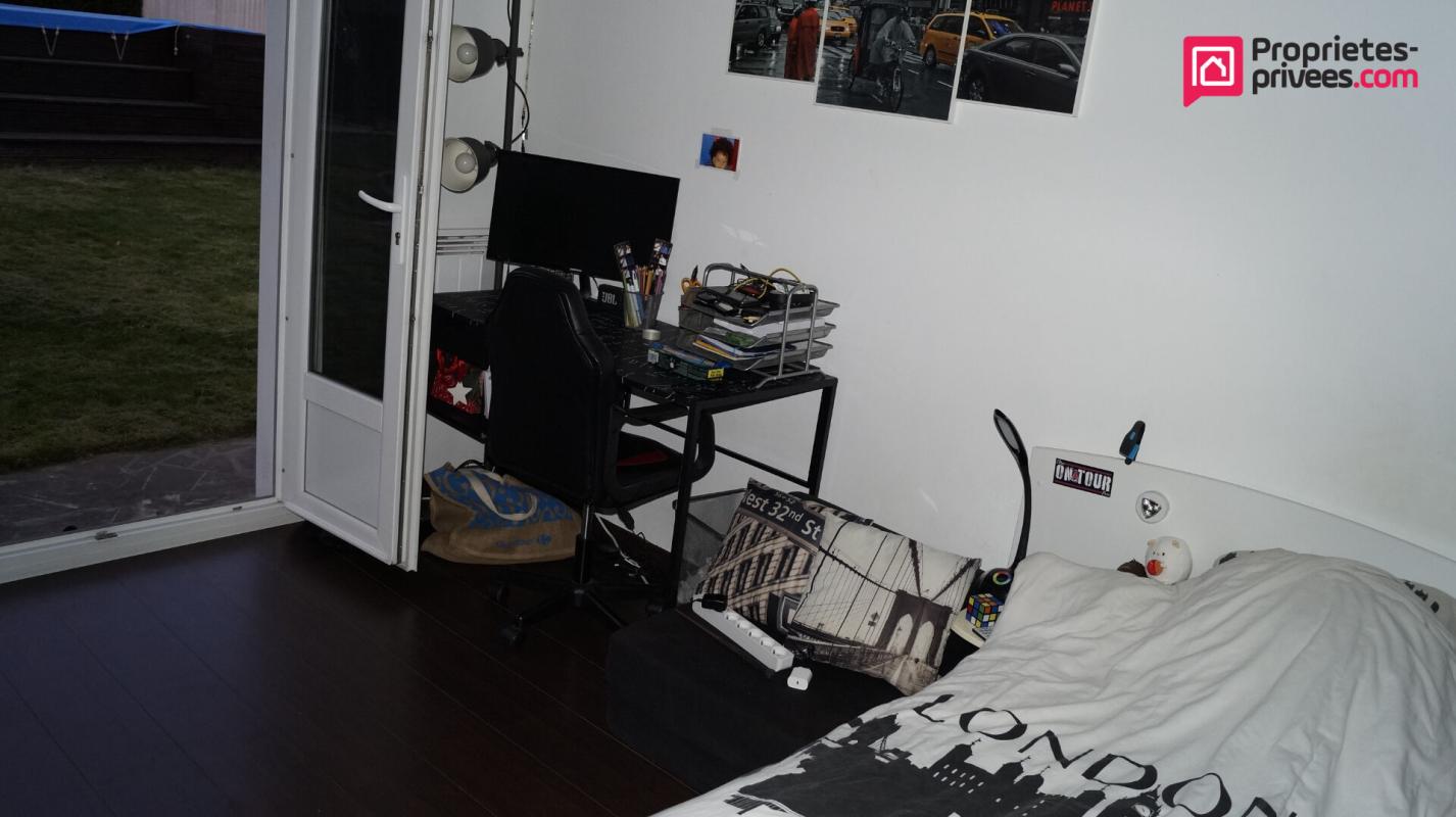 CHEVANNES Maison individuelle 7 pièces de 155m² avec jardin clos de 660m² 7