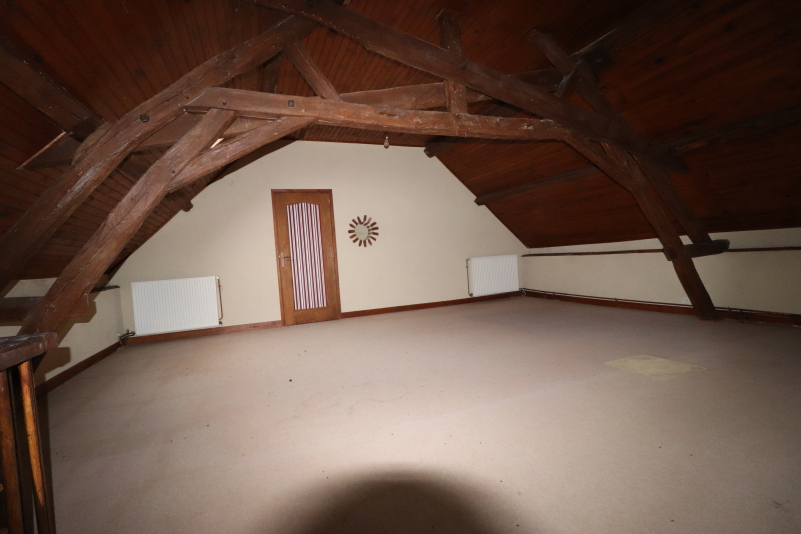 SAINT-ENNEMOND Maison Saint Ennemond 6 pièce(s) 129 m2 11