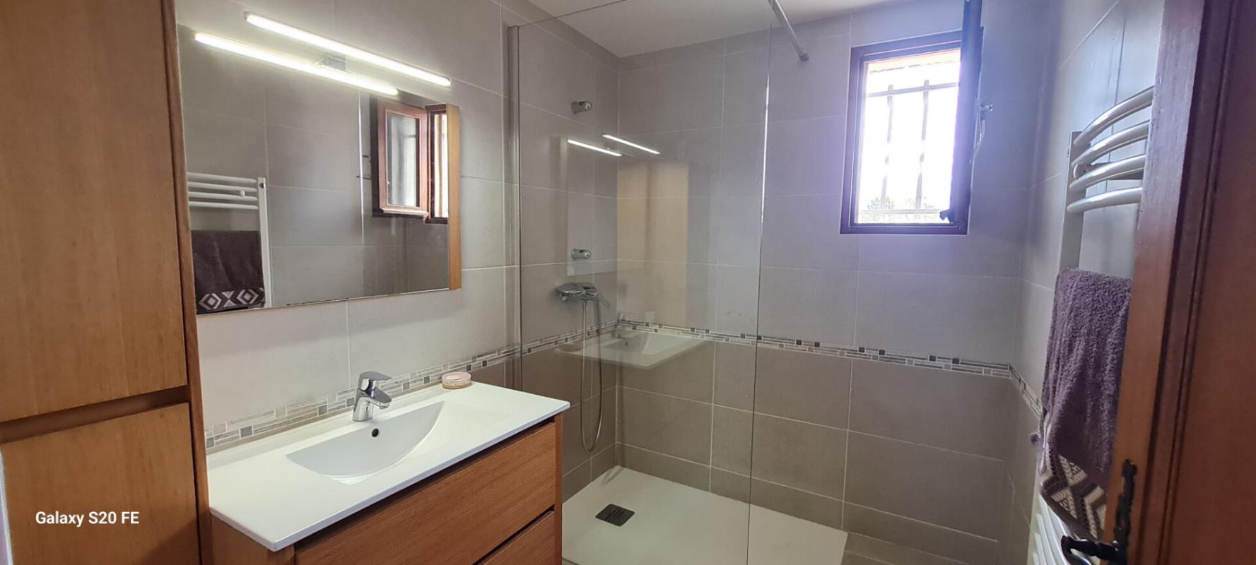 SAINT-GENIES-DE-FONTEDIT Belle villa de 160 m2 avec piscine/garage sur 1319 m2 de terrain 12