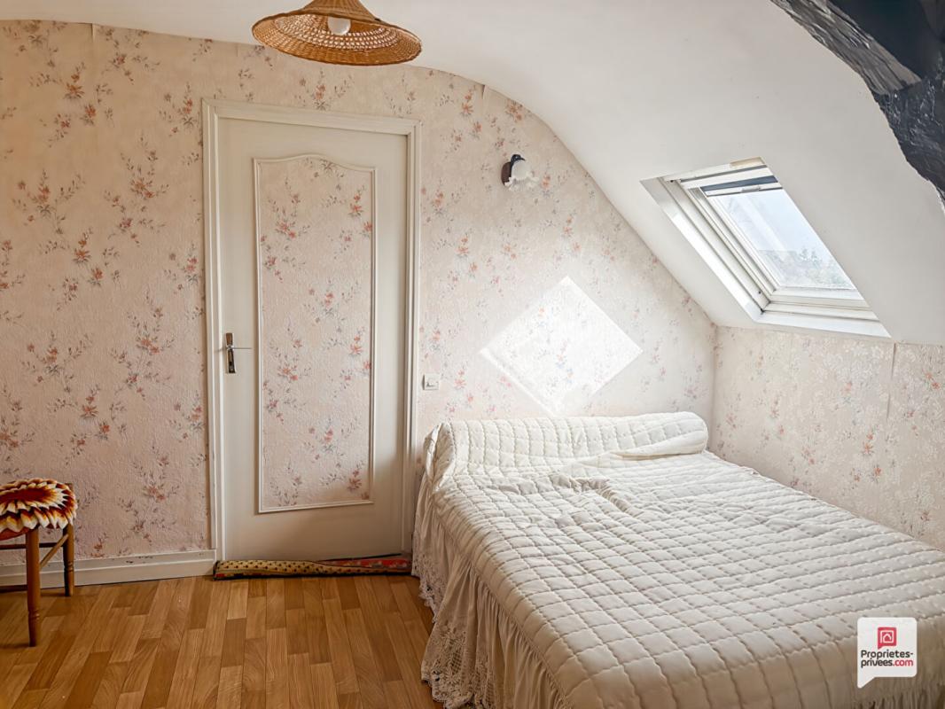 COURTILLERS Maison Courtillers 5 pièce(s) 80 m2 10