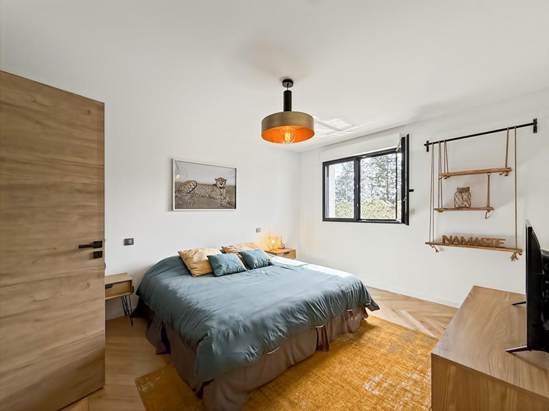 SAINT-REMY-DE-PROVENCE Maison contemporaine à vendre proche de Saint-Rémy-de-Provence 12