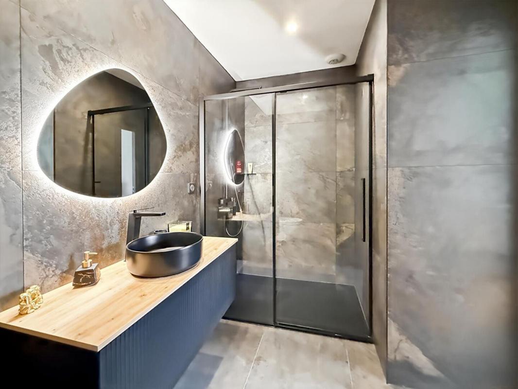 SAINT-REMY-DE-PROVENCE Maison contemporaine à vendre proche de Saint-Rémy-de-Provence 13