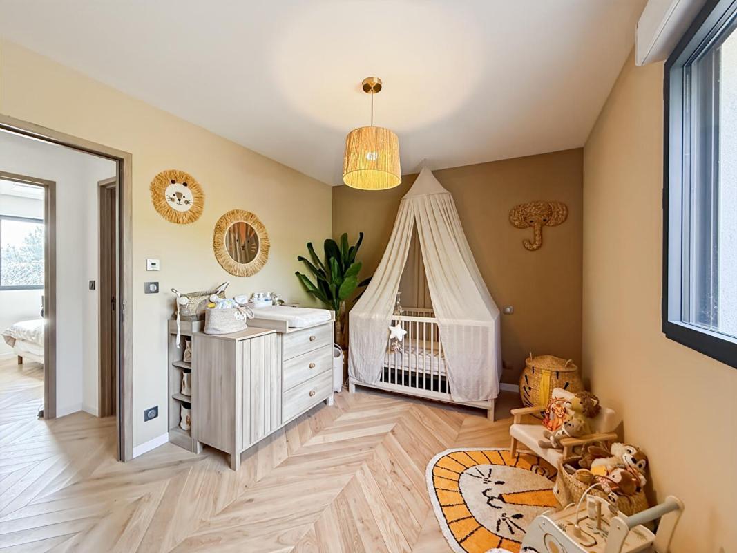 SAINT-REMY-DE-PROVENCE Maison contemporaine à vendre proche de Saint-Rémy-de-Provence 15