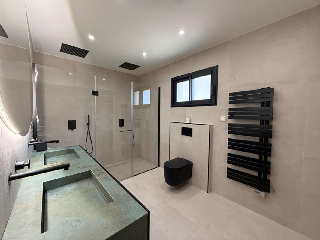 SAINT-REMY-DE-PROVENCE Maison contemporaine à vendre proche de Saint-Rémy-de-Provence 9