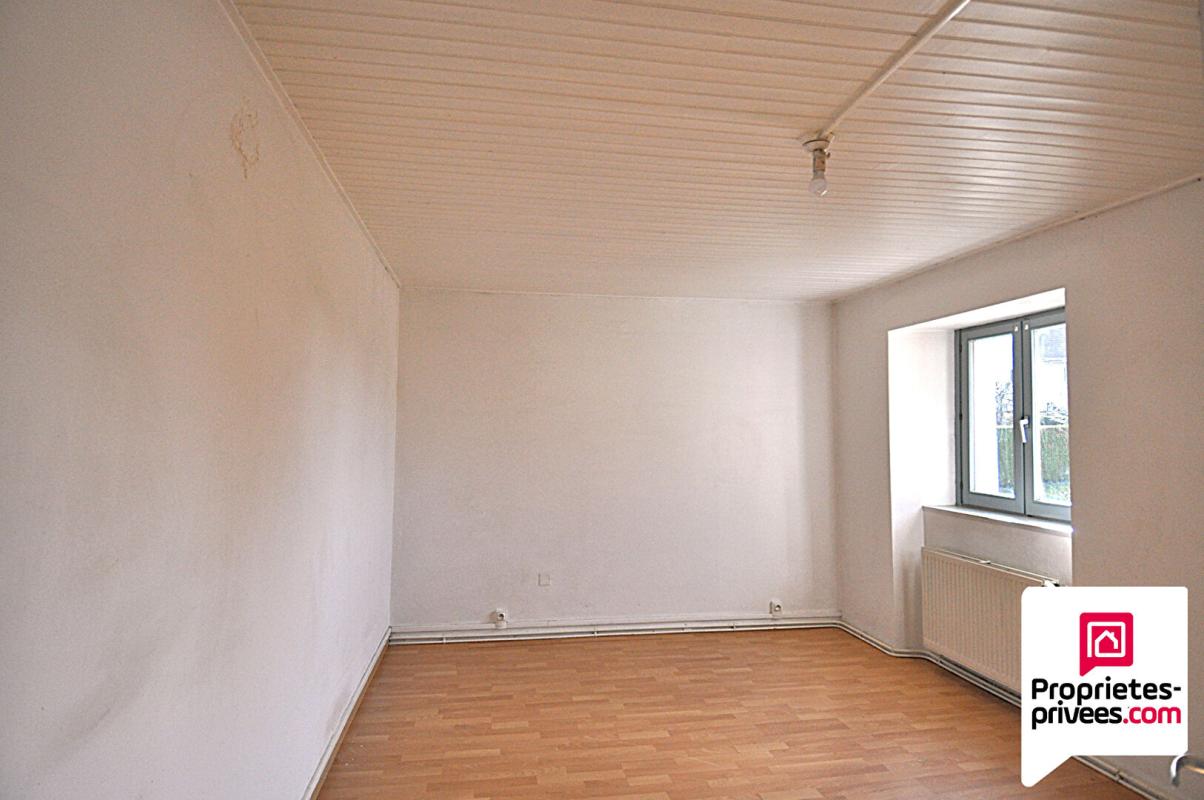 THULAY Corps de ferme 2 appartements 7 pièces 158.6 m2 , Grange 221.6 m² 5