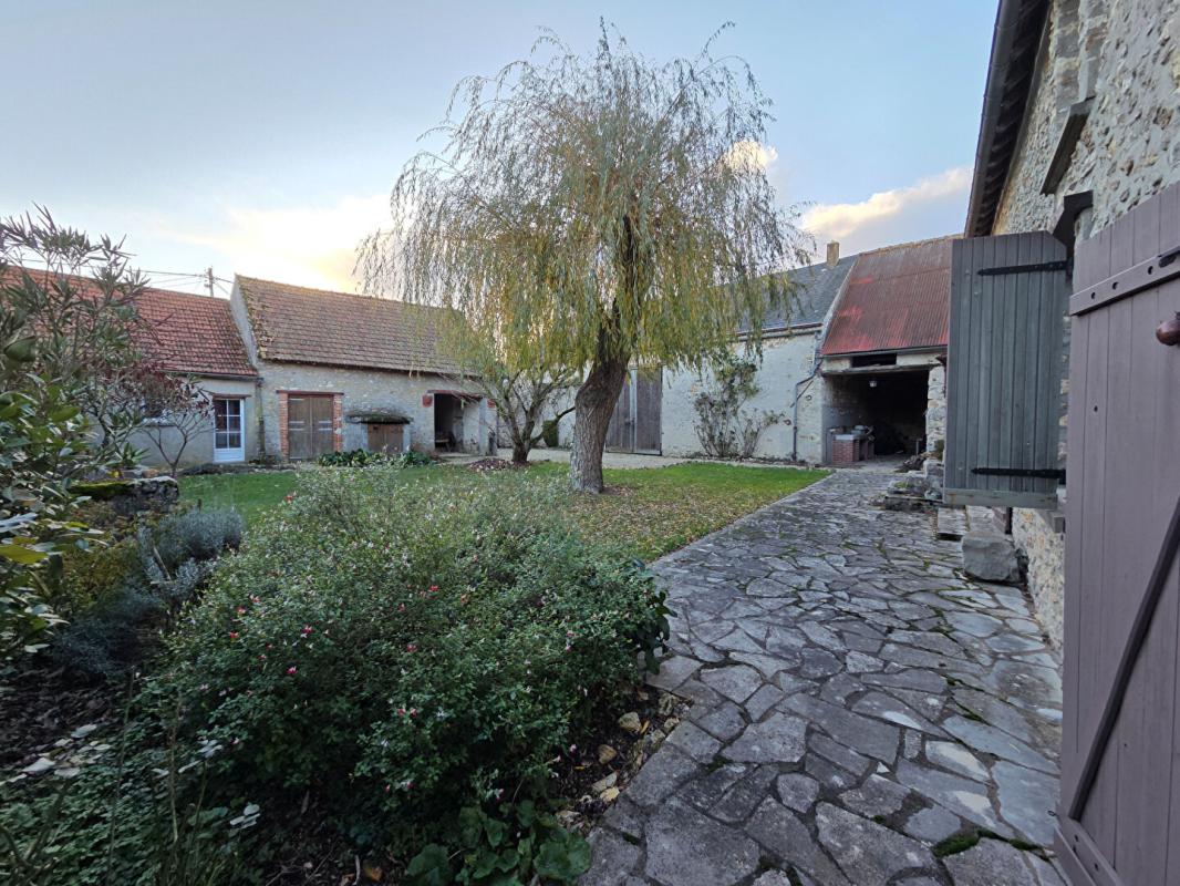 AUNEAU Maison 5 pièce(s) 120 m2 1