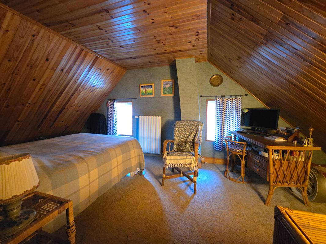 AUNEAU Maison 5 pièce(s) 120 m2 10