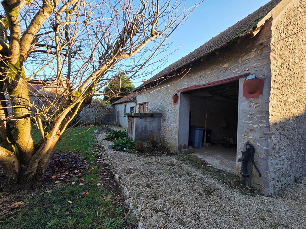 AUNEAU Maison 5 pièce(s) 120 m2 13