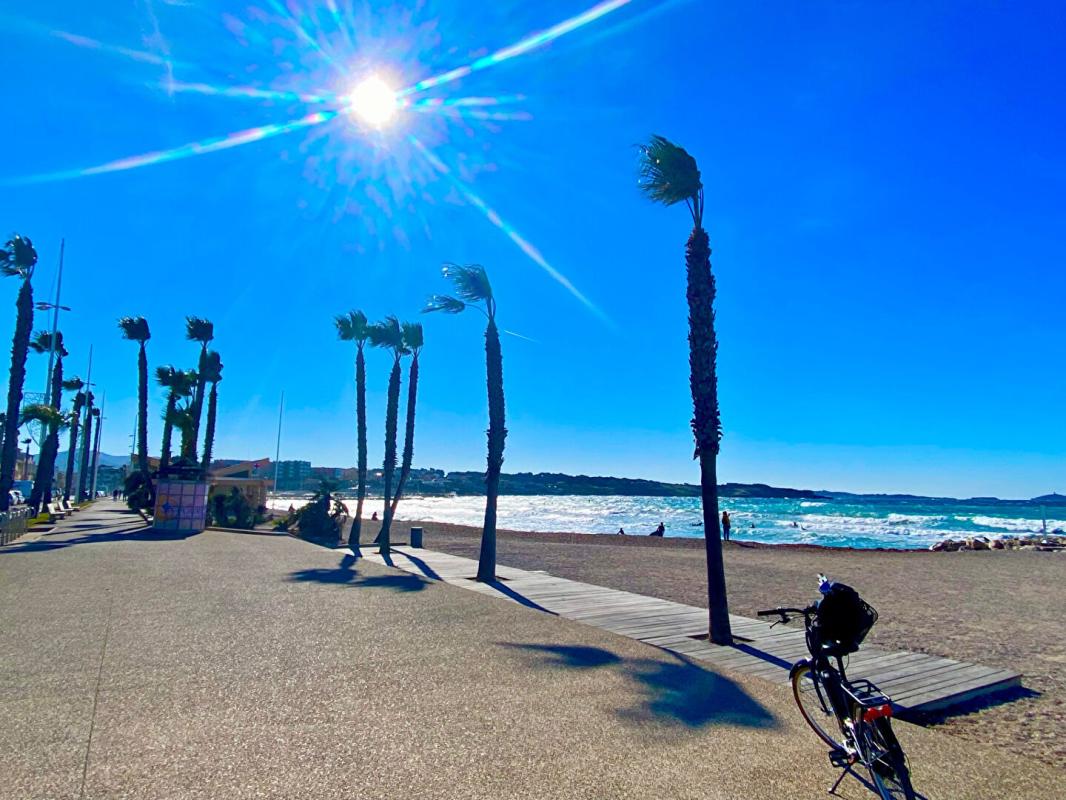 SIX-FOURS-LES-PLAGES APPARTEMENT T3 VUE MER PANORAMIQUE - INVESTISSEMENT PATRIMONIAL 5