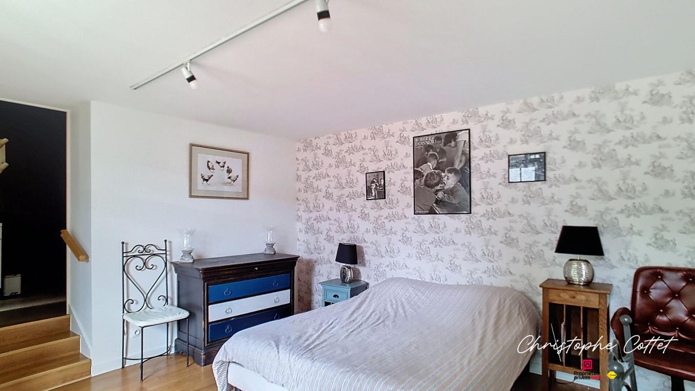 BONNES Maison en pierre de caractère  207 m²  8 pièces Bonnes 86300 7