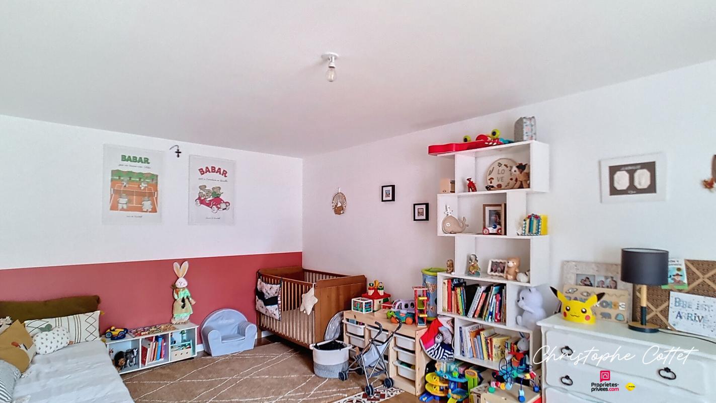 BONNES Maison en pierre de caractère  207 m²  8 pièces Bonnes 86300 8