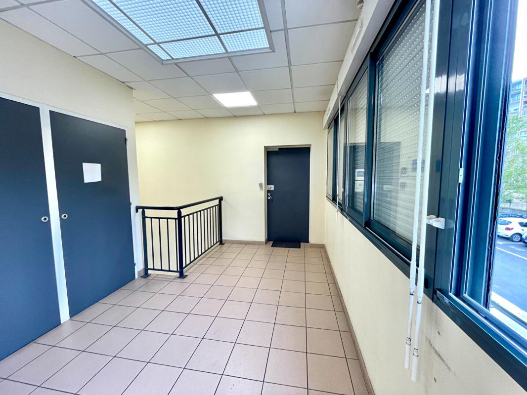 ANGERS 4900 ANGERS - A LOUER  BUREAUX 6