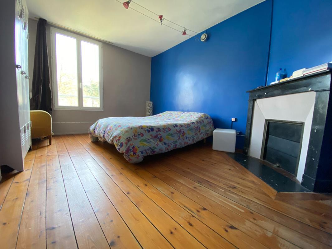 PONT-SAINTE-MAXENCE Maison 192m2 5 chambres 541m2 de terrain 10