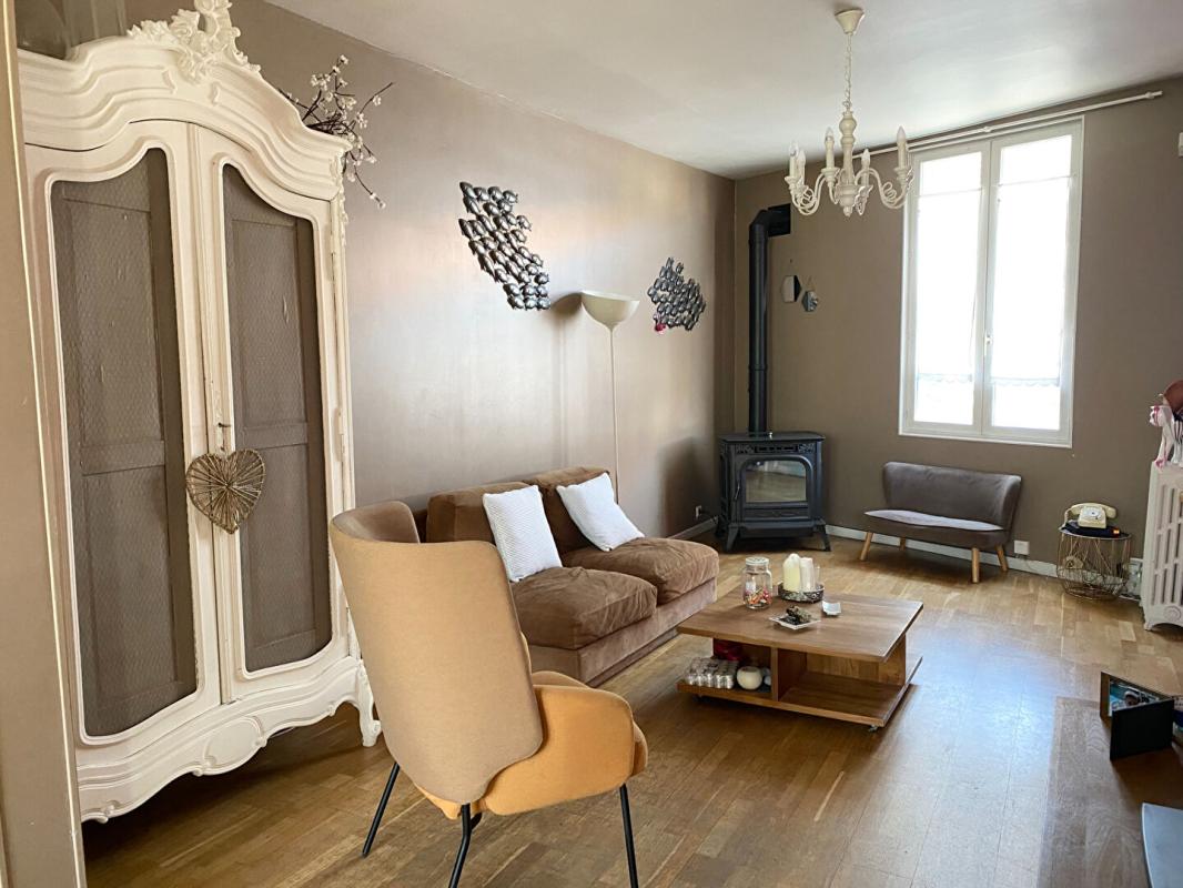 PONT-SAINTE-MAXENCE Maison 192m2 5 chambres 541m2 de terrain 11