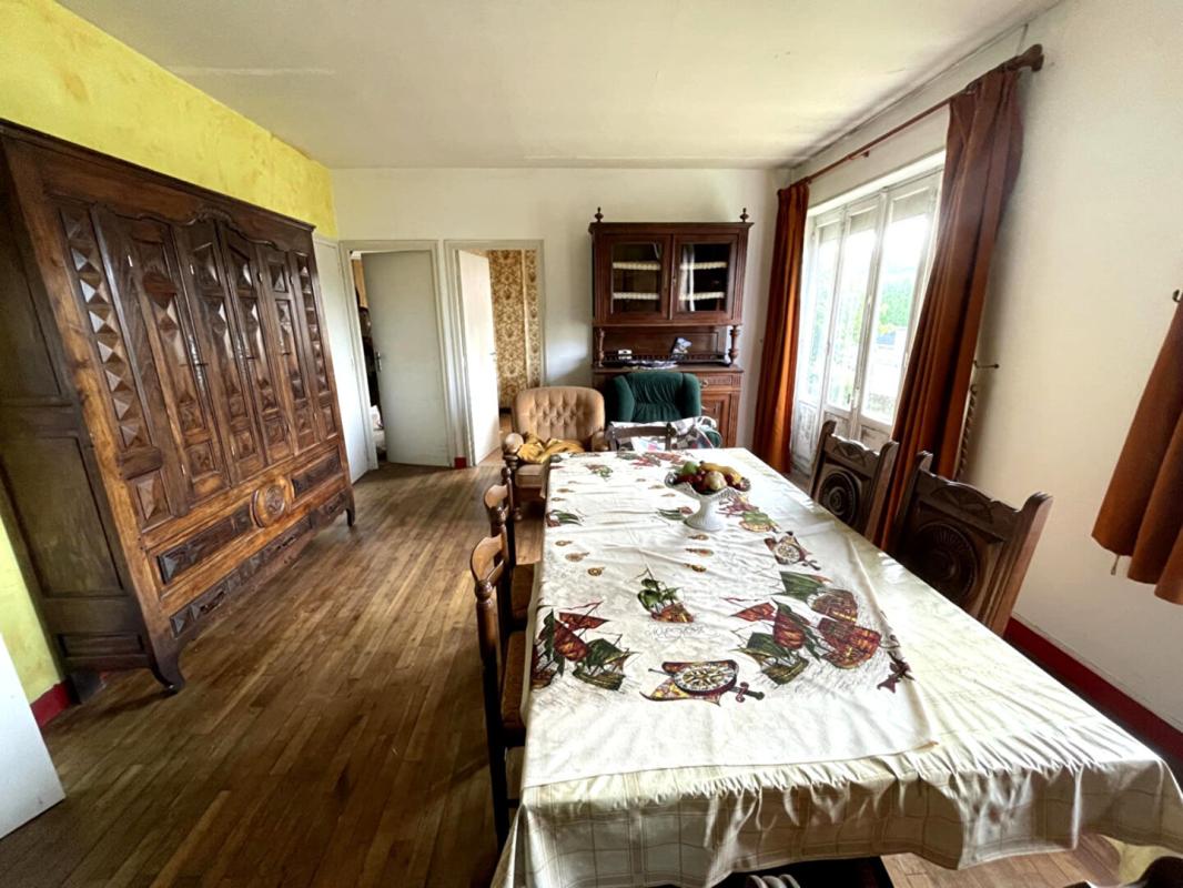 PONTIVY Maison de plain pied, proche centre ville 9