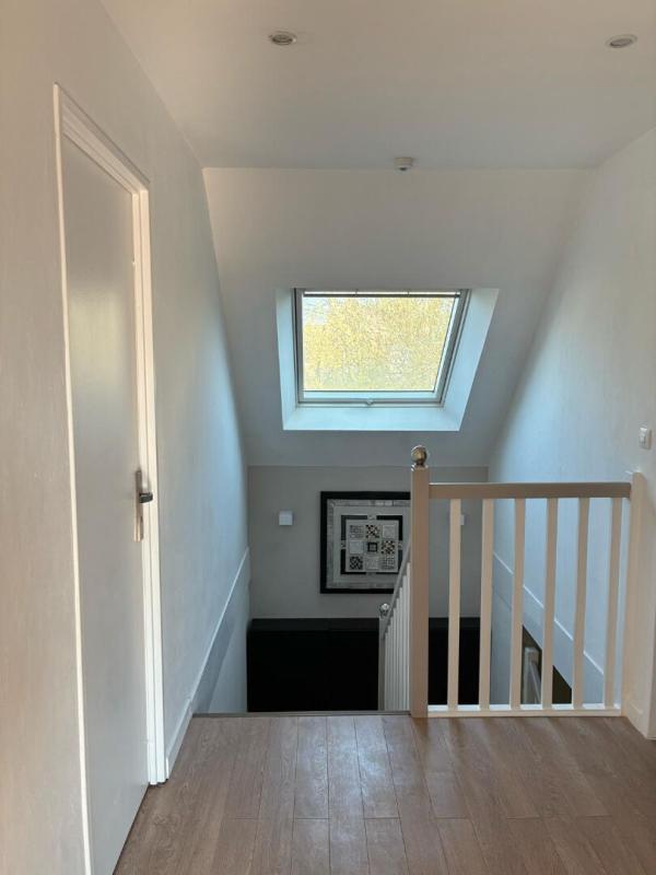 VERNEUIL-SUR-SEINE Maison familiale 6 chambres avec vie de plain-pied au calme en impasse 10