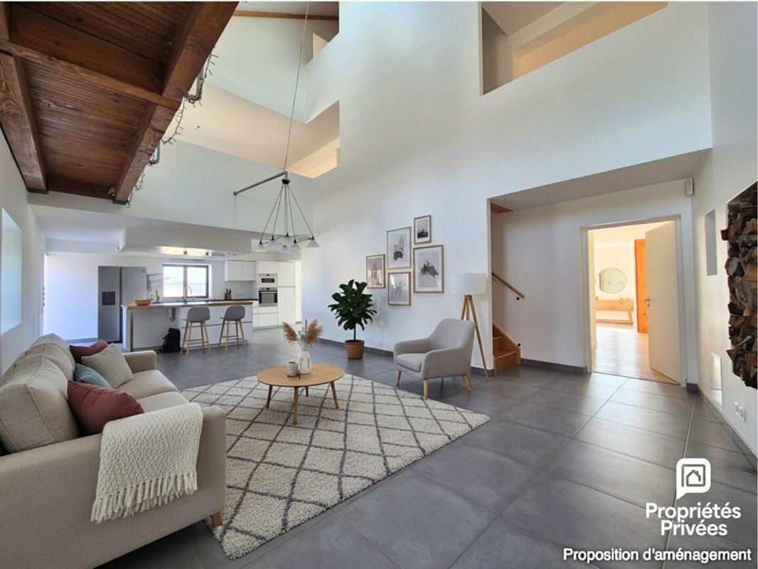 CHEVRIER Maison de caractère rénovée avec dépendance, piscine et jardin au calme 8