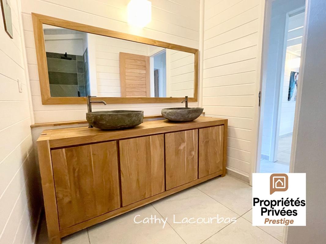 PETIT-BOURG Villa rénovée avec piscine effet Bali-havre de paix- sur 2700 M² - Petit Bourg 16