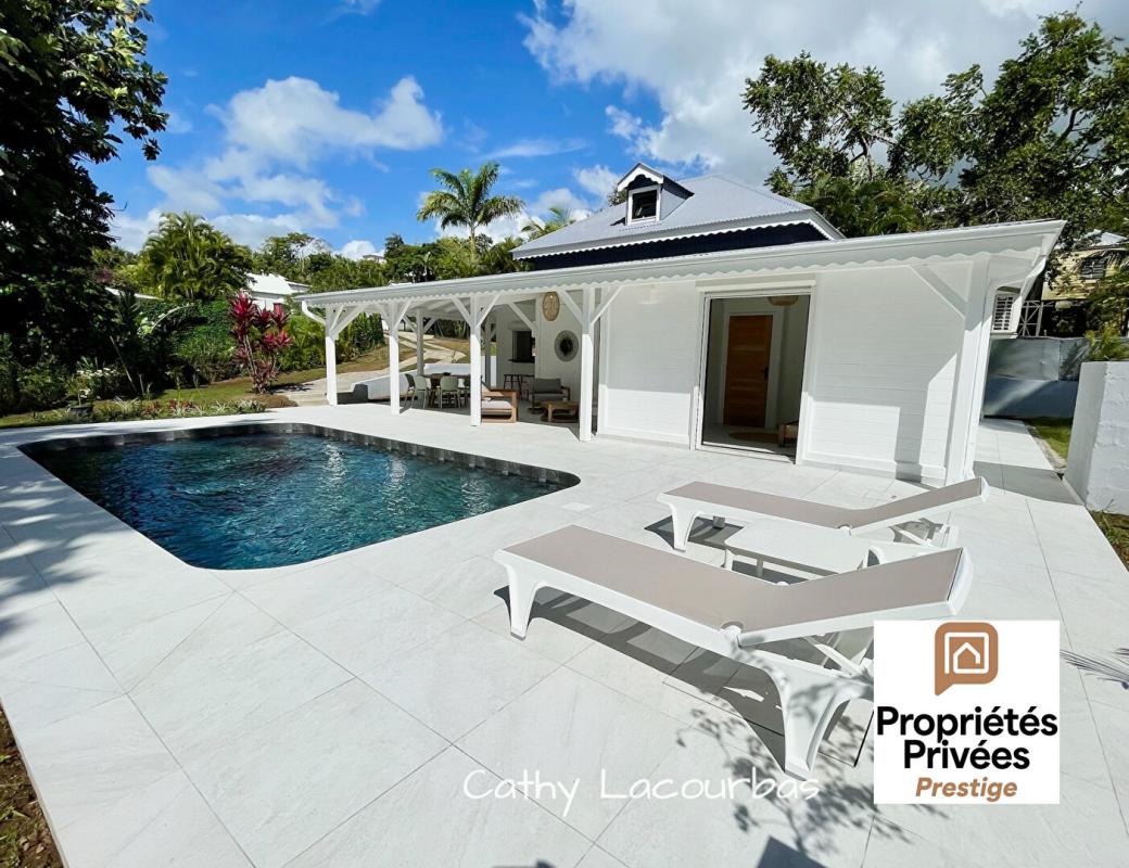 PETIT-BOURG Villa rénovée avec piscine effet Bali-havre de paix- sur 2700 M² - Petit Bourg 2