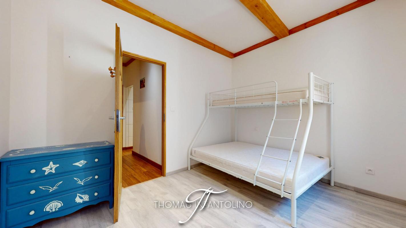 GRUISSAN EN EXCLUSIVITE - 4 CHAMBRES - 2 SALLES D'EAU - 2 WC - COUR INTERIEURE - RENOVATION COMPLÈTE 10