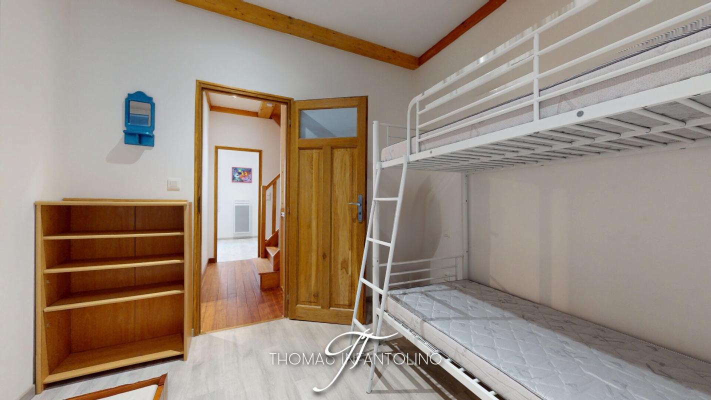 GRUISSAN EN EXCLUSIVITE - 4 CHAMBRES - 2 SALLES D'EAU - 2 WC - COUR INTERIEURE - RENOVATION COMPLÈTE 12