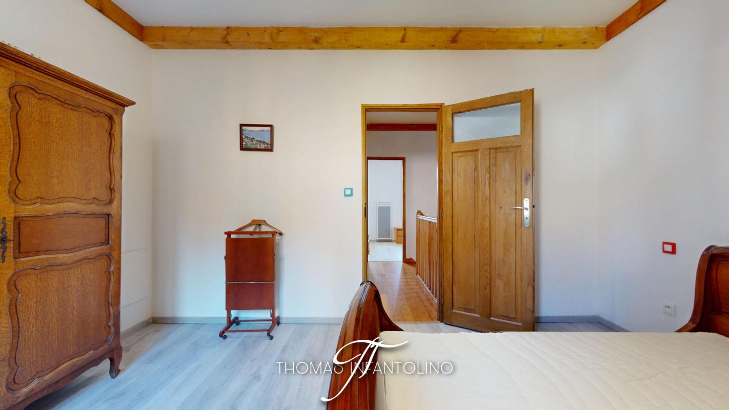 GRUISSAN EN EXCLUSIVITE - 4 CHAMBRES - 2 SALLES D'EAU - 2 WC - COUR INTERIEURE - RENOVATION COMPLÈTE 15