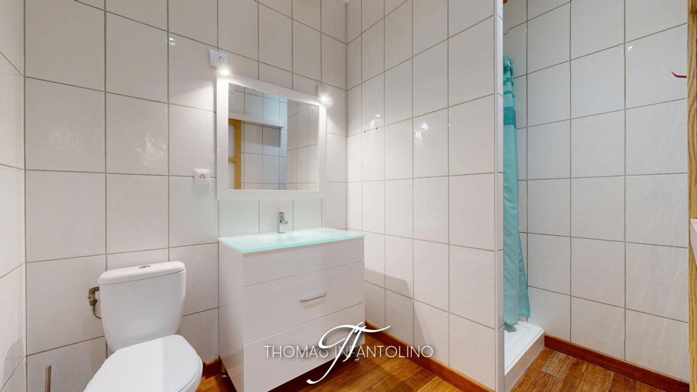 GRUISSAN EN EXCLUSIVITE - 4 CHAMBRES - 2 SALLES D'EAU - 2 WC - COUR INTERIEURE - RENOVATION COMPLÈTE 9