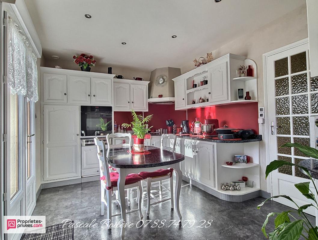 NOYANT Joli pavillon 4 chambres avec vie de plain-pied - NOYANT (49490) 3