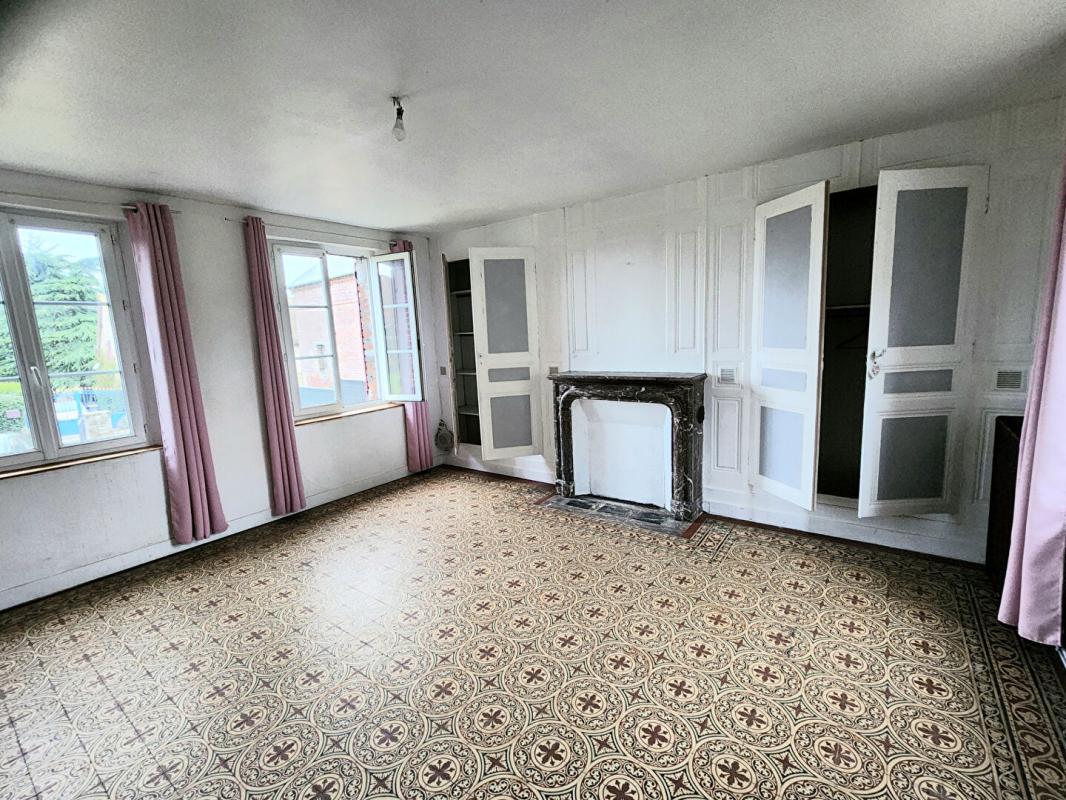 VILLERS-SUR-AUCHY Villers Sur Auchy - Longère de 93.50 m2 - 3 chambres  + batiment de  80 m2 à restaurer  - Prix :  185.300 5