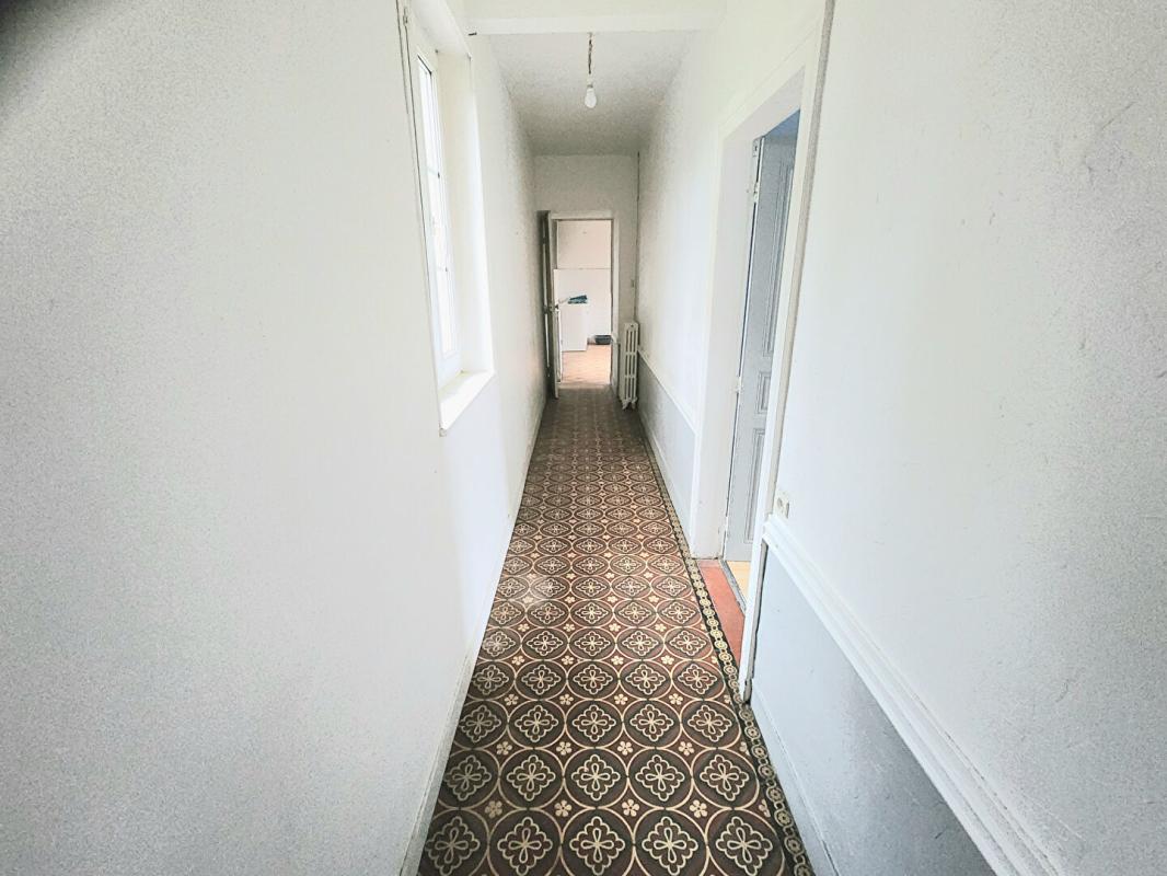 VILLERS-SUR-AUCHY Villers Sur Auchy - Longère de 93.50 m2 - 3 chambres  + batiment de  80 m2 à restaurer  - Prix :  185.300 6