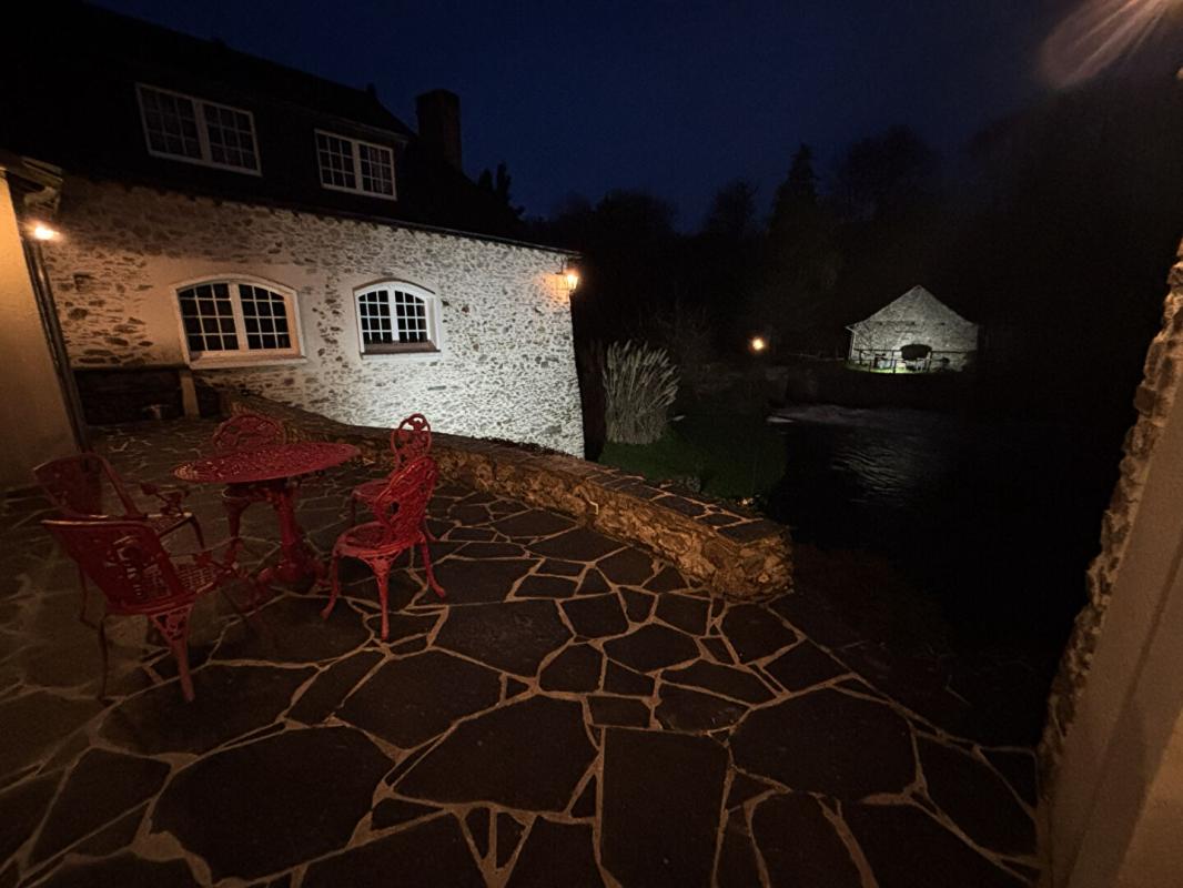 SEGRE Domaine d'exception avec moulin du XVI siècle entièrement rénové, env 330 m² habitables  - 15 hectares avec rivière et étang 18