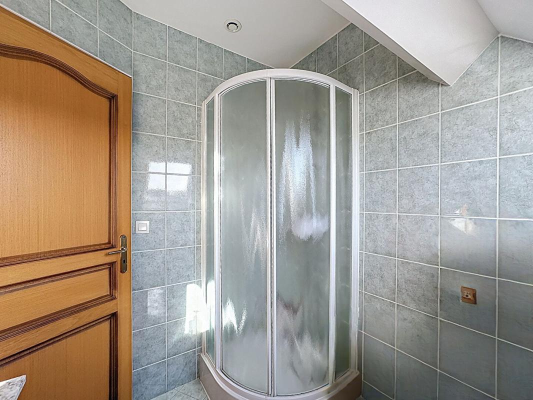 IGNY Gommonvilliers  Maison familiale lumineuse avec terrasse plein Sud et fort potentiel 14