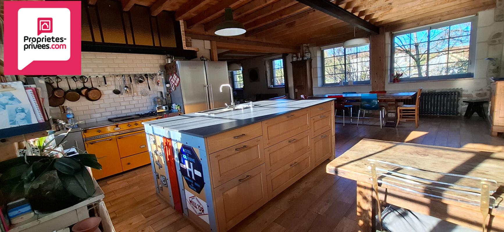 SAINT-AMOUR Moulin sur 2,4 hectares à Saint Amour 8