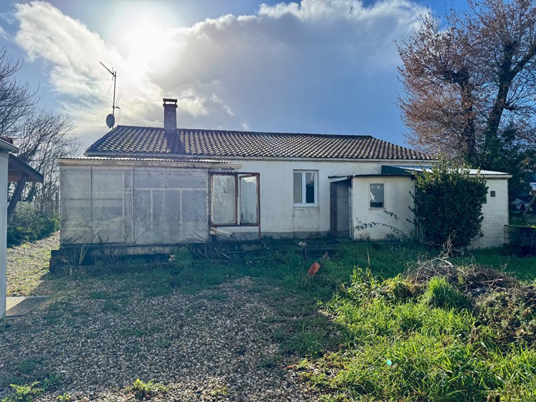 MEDIS Maison Medis 110 m2 avec dépendance 13