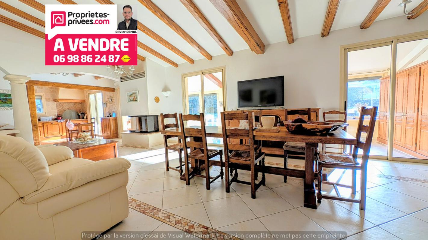 MONTAUROUX VASTE PROPRIETE EN DEUX HABITATIONS ET NOMBREUSES DEPENDANCES ! 11