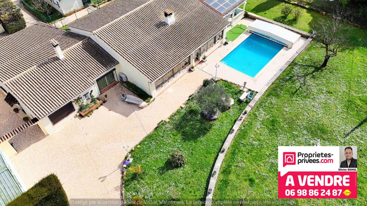 MONTAUROUX VASTE PROPRIETE EN DEUX HABITATIONS ET NOMBREUSES DEPENDANCES ! 14