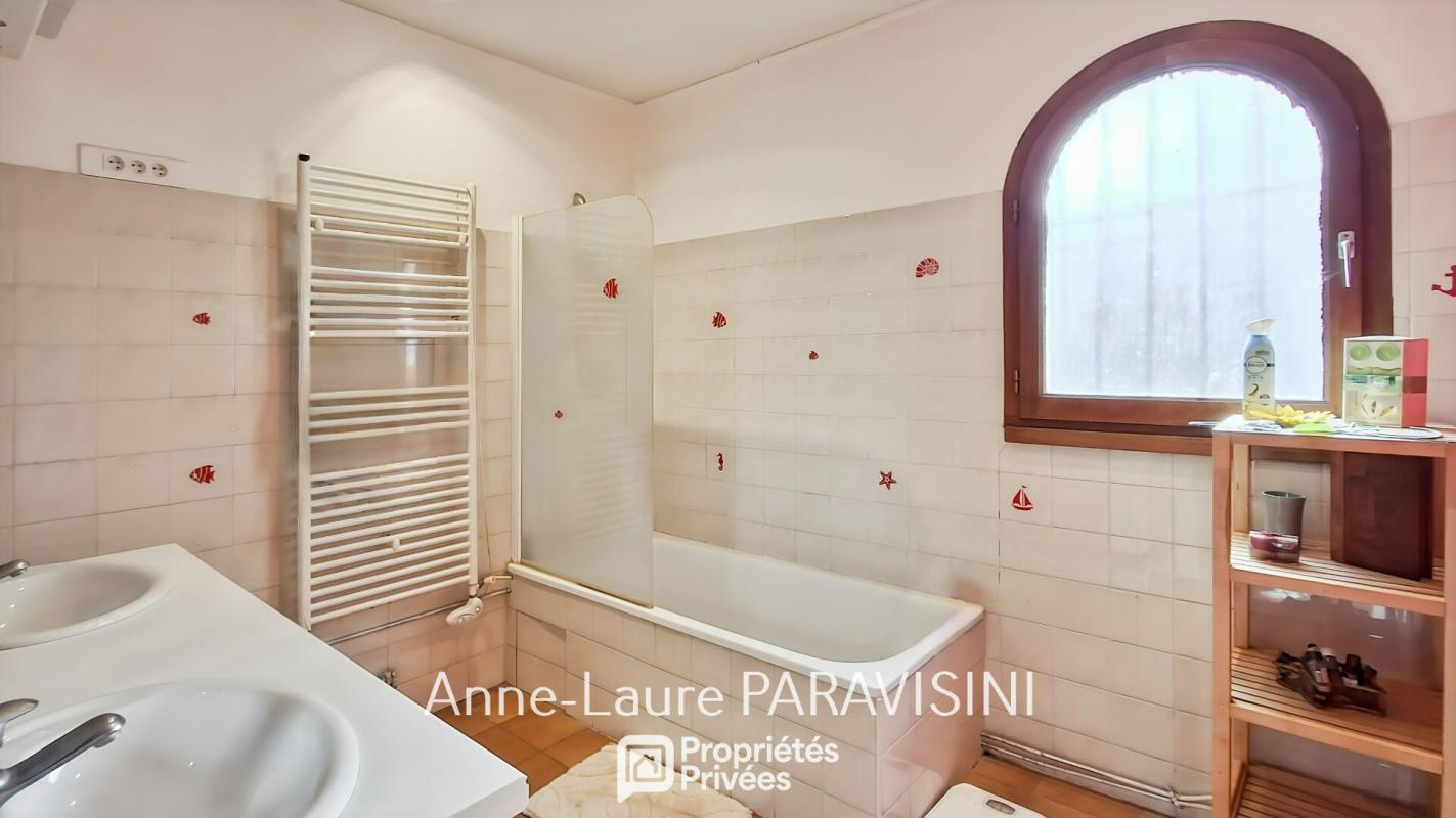 CASTELNAUDARY Castelnaudary : Maison de Plain-Pied et son Parc Arboré 12