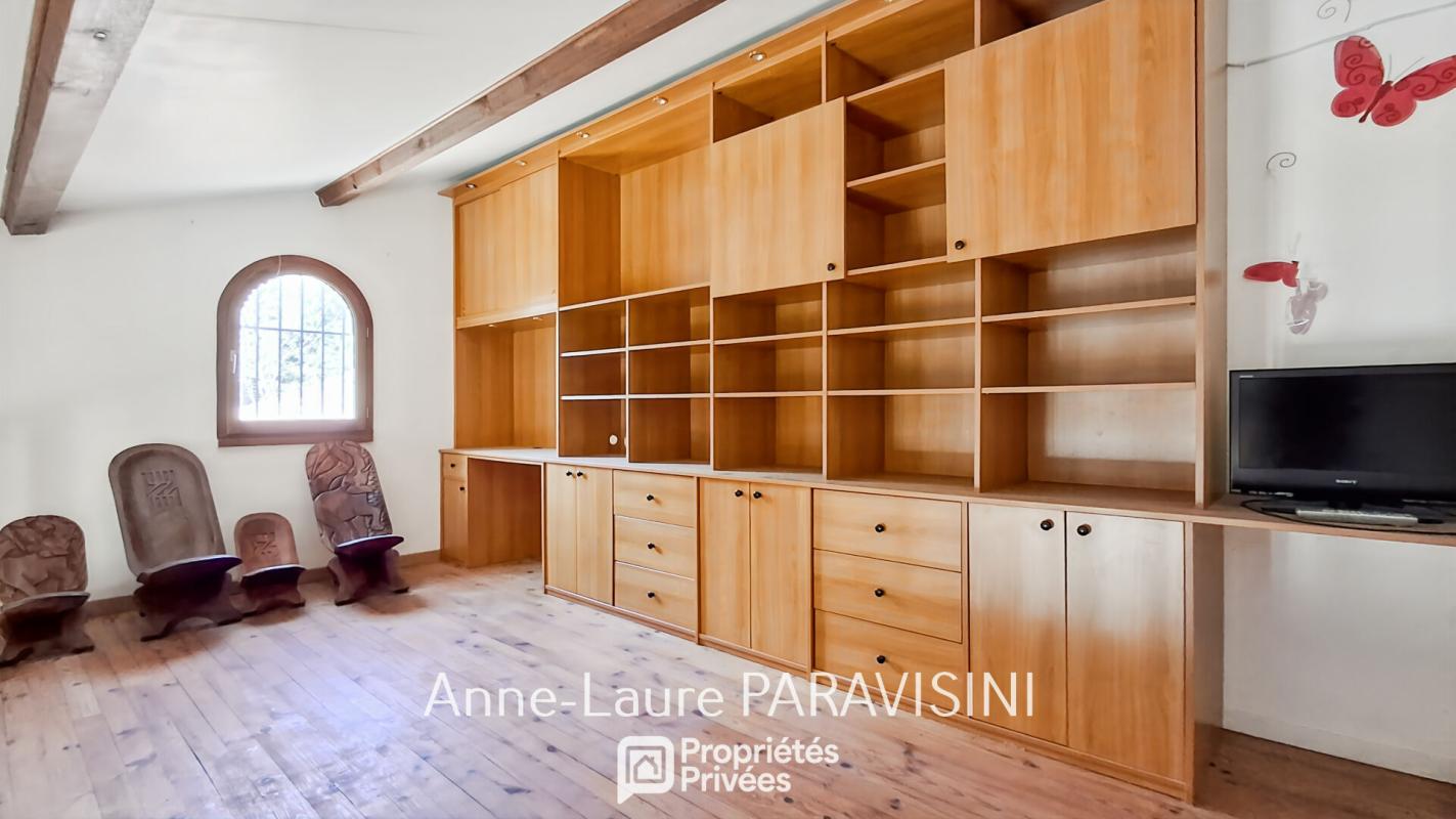 CASTELNAUDARY Castelnaudary : Maison de Plain-Pied et son Parc Arboré 8