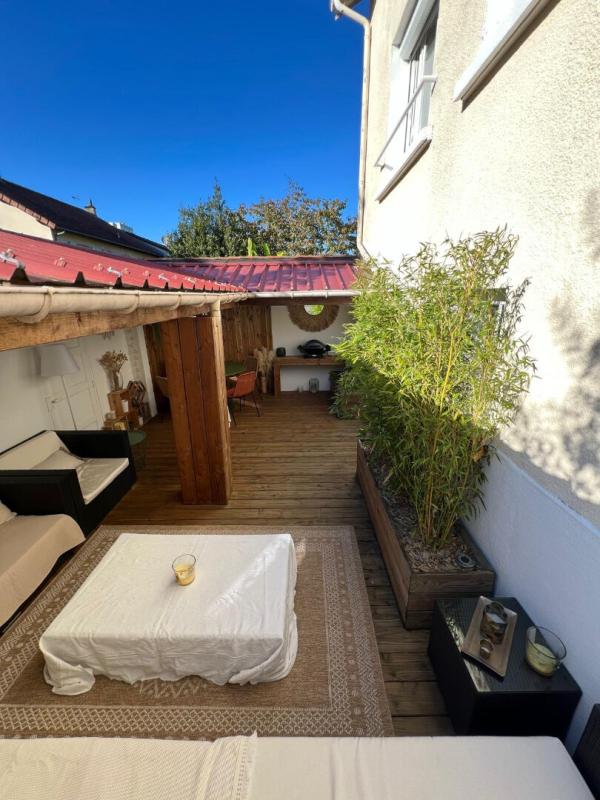 LIMOGES Maison  6 pièce(s) 156 m2 Limoges Beaublanc 2