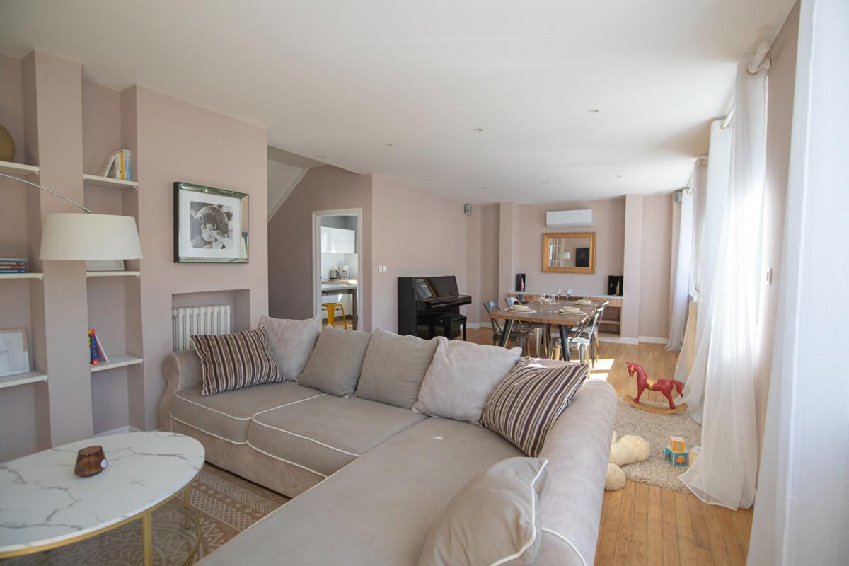 LIMOGES Maison  6 pièce(s) 156 m2 Limoges Beaublanc 6